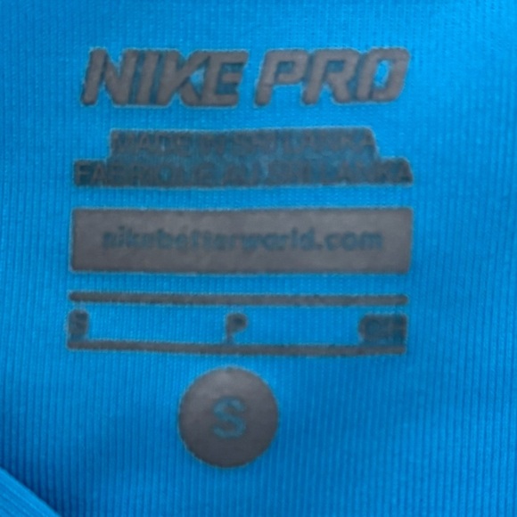 Nike pro Womens sports bra sz small - Picture 9 of 9